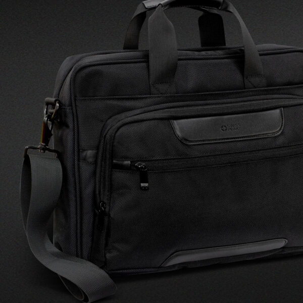 118871 - Swiss Peak Voyager Laptop Bag - Image 3