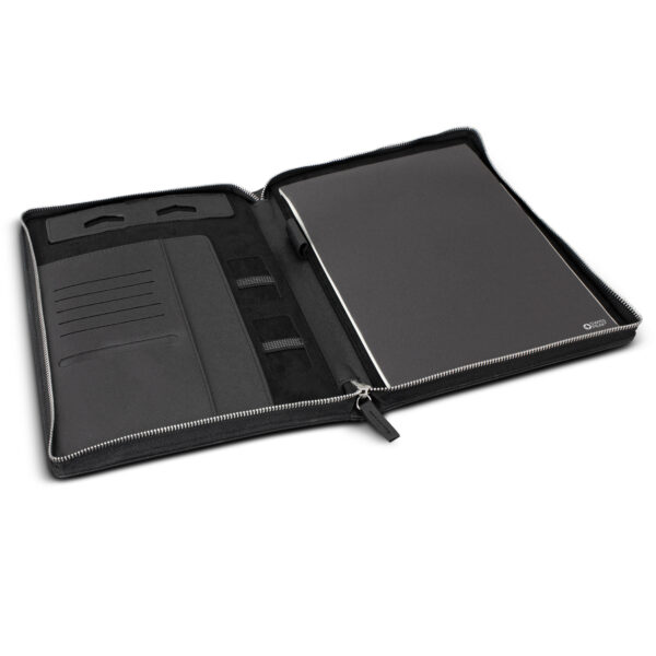 118873 - Swiss Peak Heritage A4 Portfolio with Zipper - Image 3