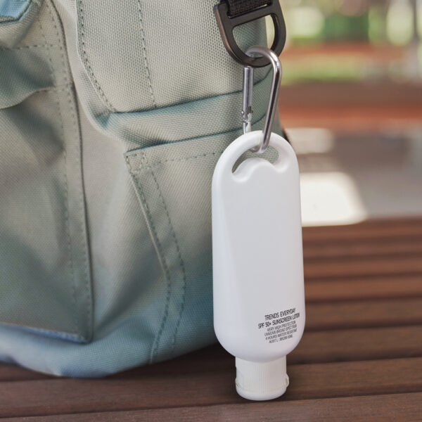 118662 - TRENDS Everyday SPF 50+ Carabiner Sunscreen 50ml
