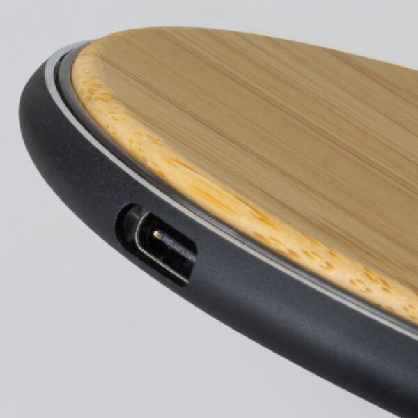 125555 - Bamboo 15W Wireless Fast Charger - Image 5